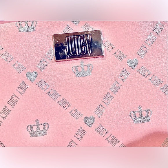 Juicy Couture Pink Travel Case - Picture 4 of 4